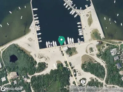 Mapbox static image showing location at 40.64269291185, -73.17361868603