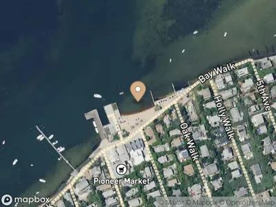 Mapbox static image showing location at 40.64122583221, -73.18557670439